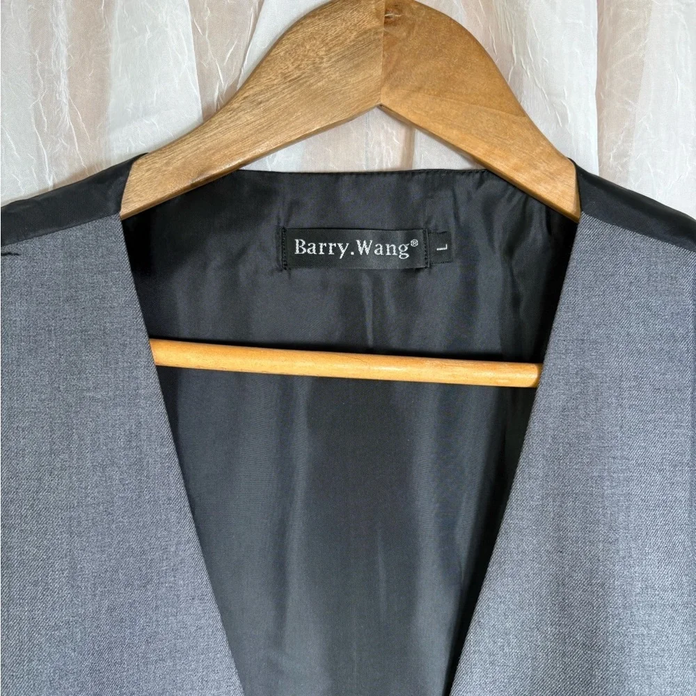NWT Barry.Wang Vest